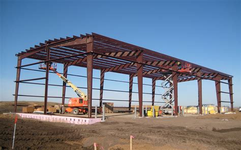 Steel building construction, erection and engineering services